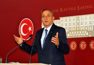  BAŞBAKAN SESSİZ ADAM ROLÜNDE 